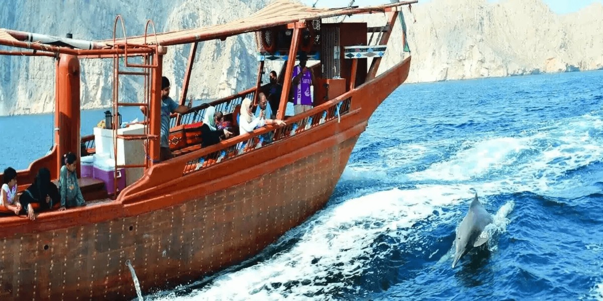 Unforgettable Musandam Oman Tour: Explore Majestic Landscapes