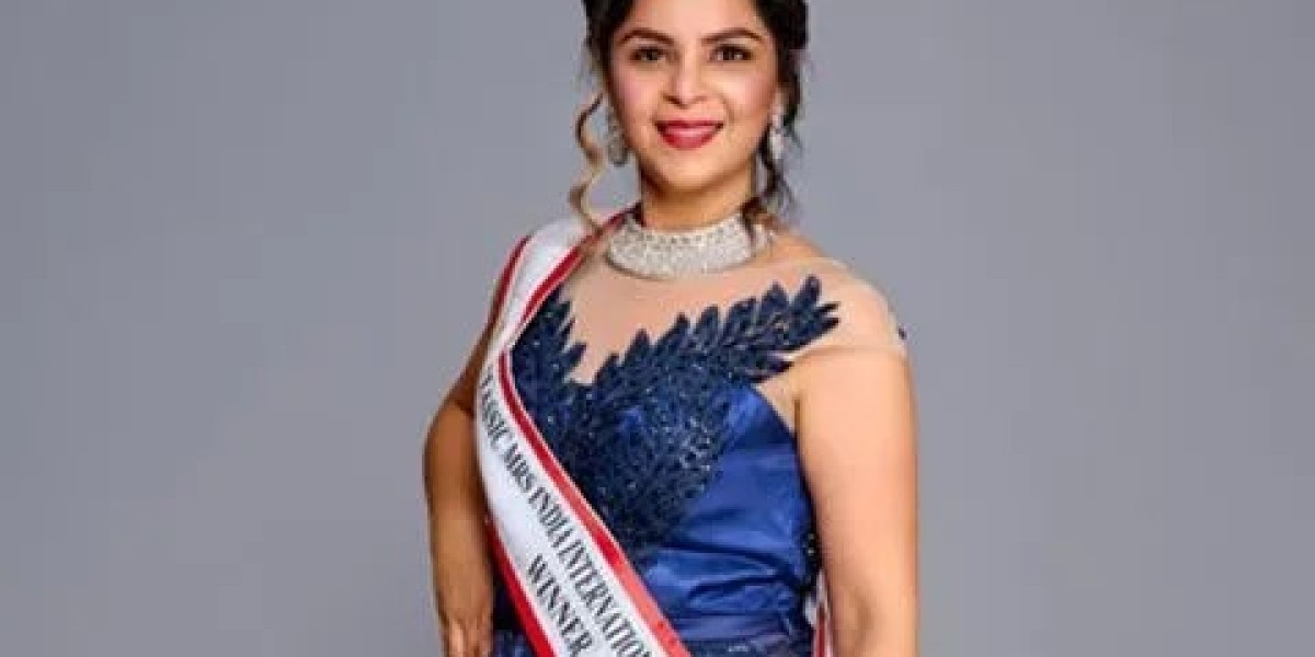 Represent the country globally as Mrs India Universe