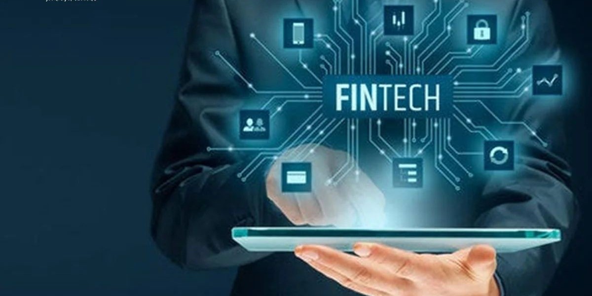 7 Fintech Trends: The Future Of Digital Banking