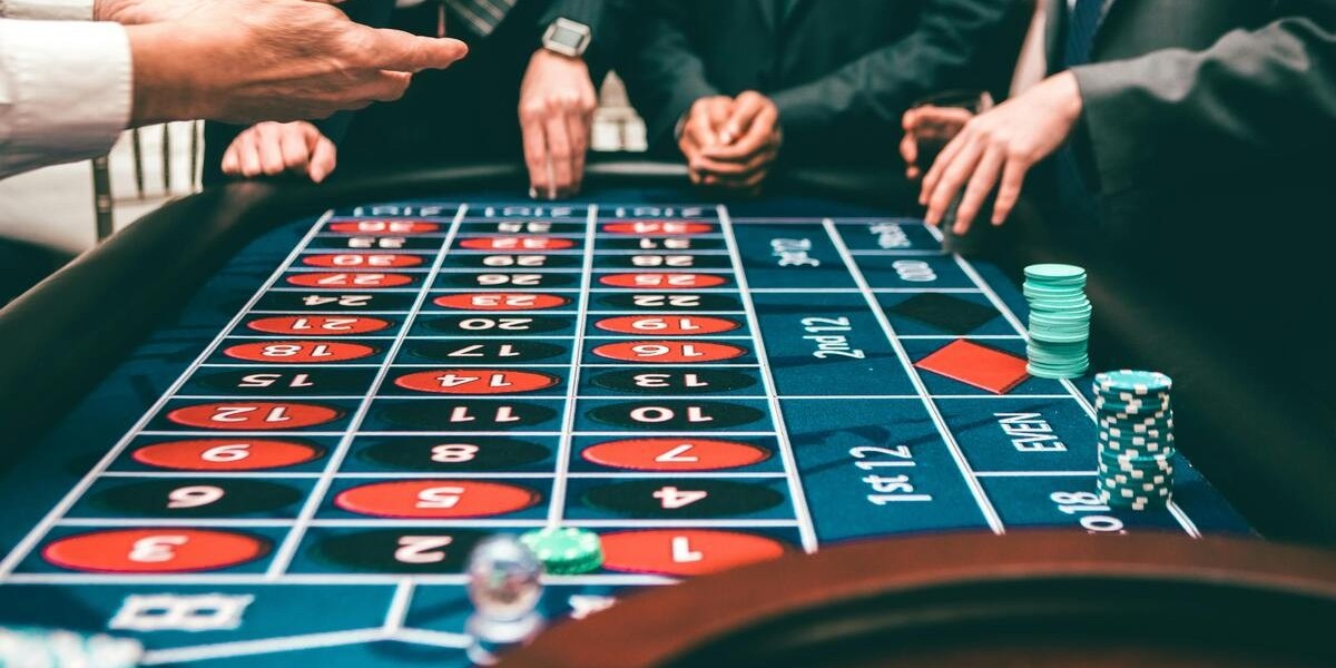 Exploring Online Gambling Safety with Inavegas: Your Scam Verification Community